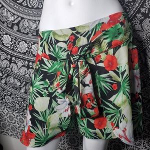Le Lis Hawaiian faux wrap shorts